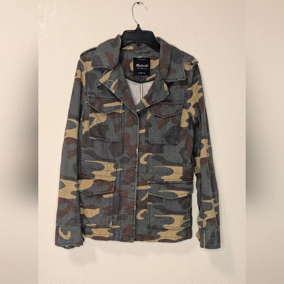 Madewell Camouflage Outbound Utility Jacket - Picture 5 of 10